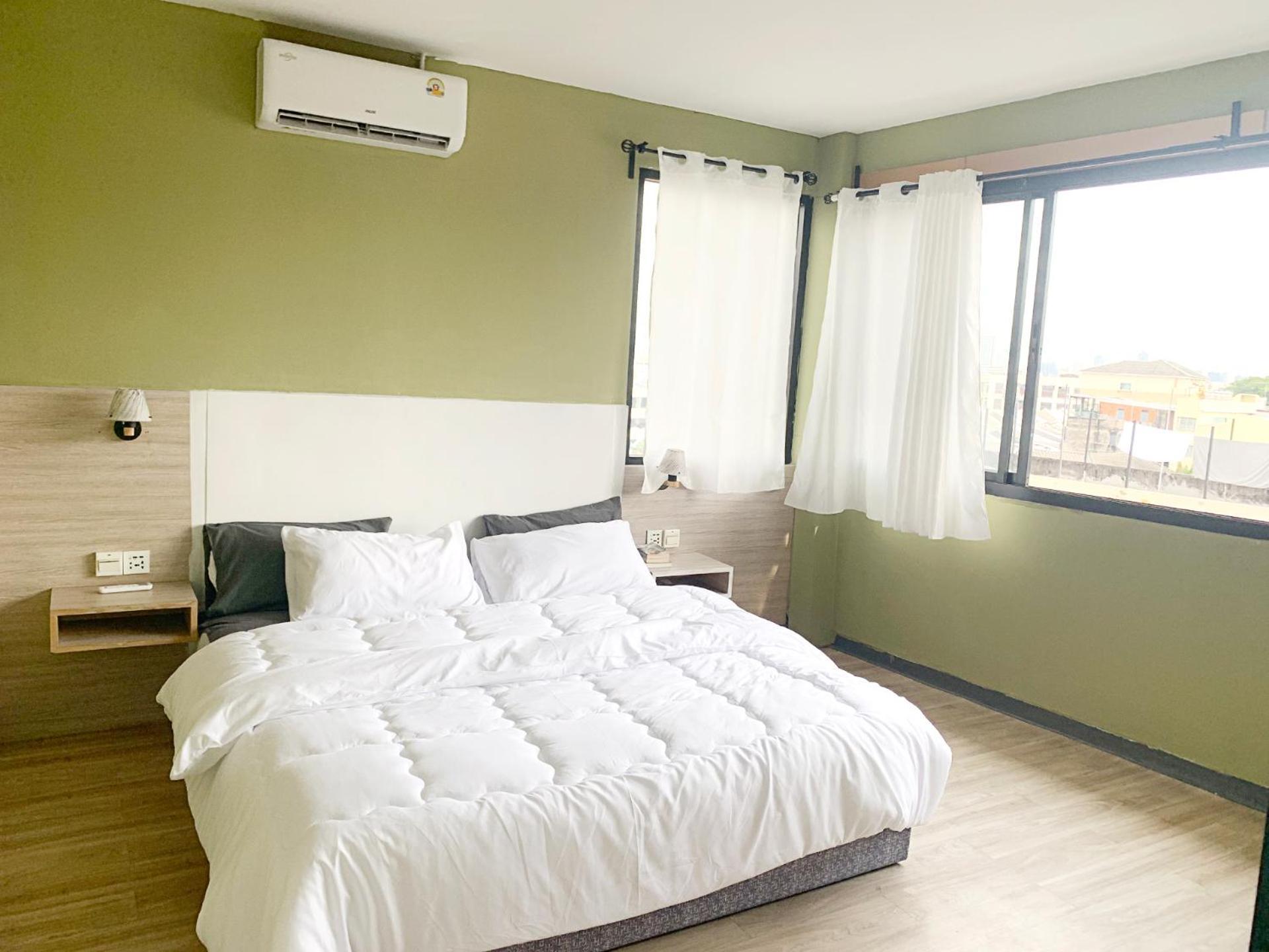 Susu Khaosan Hostel Bangkok Esterno foto