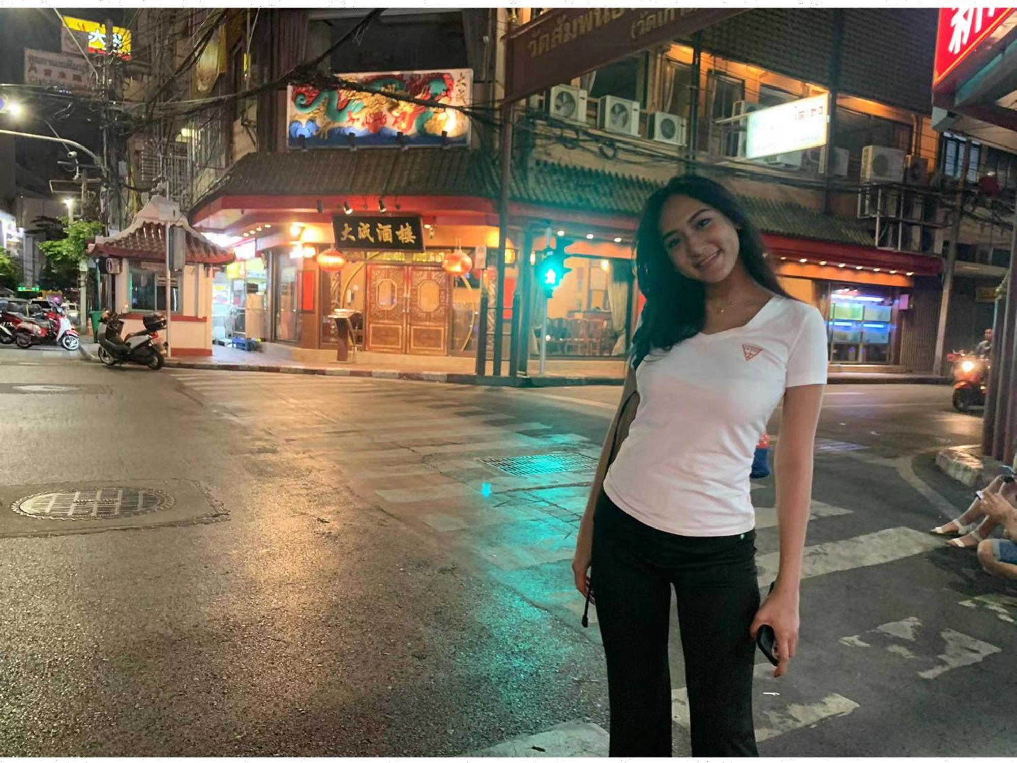 Susu Khaosan Hostel Bangkok Esterno foto